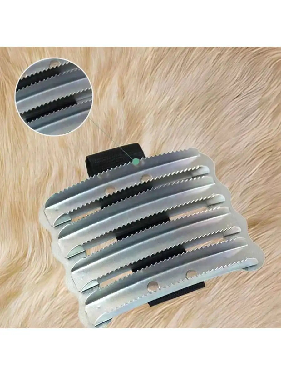 Quachton™ 4-Row Horse Grooming & Shedding Brush